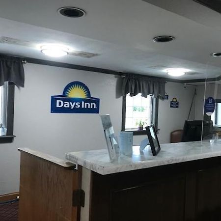 Days Inn By Wyndham Amherst Kültér fotó
