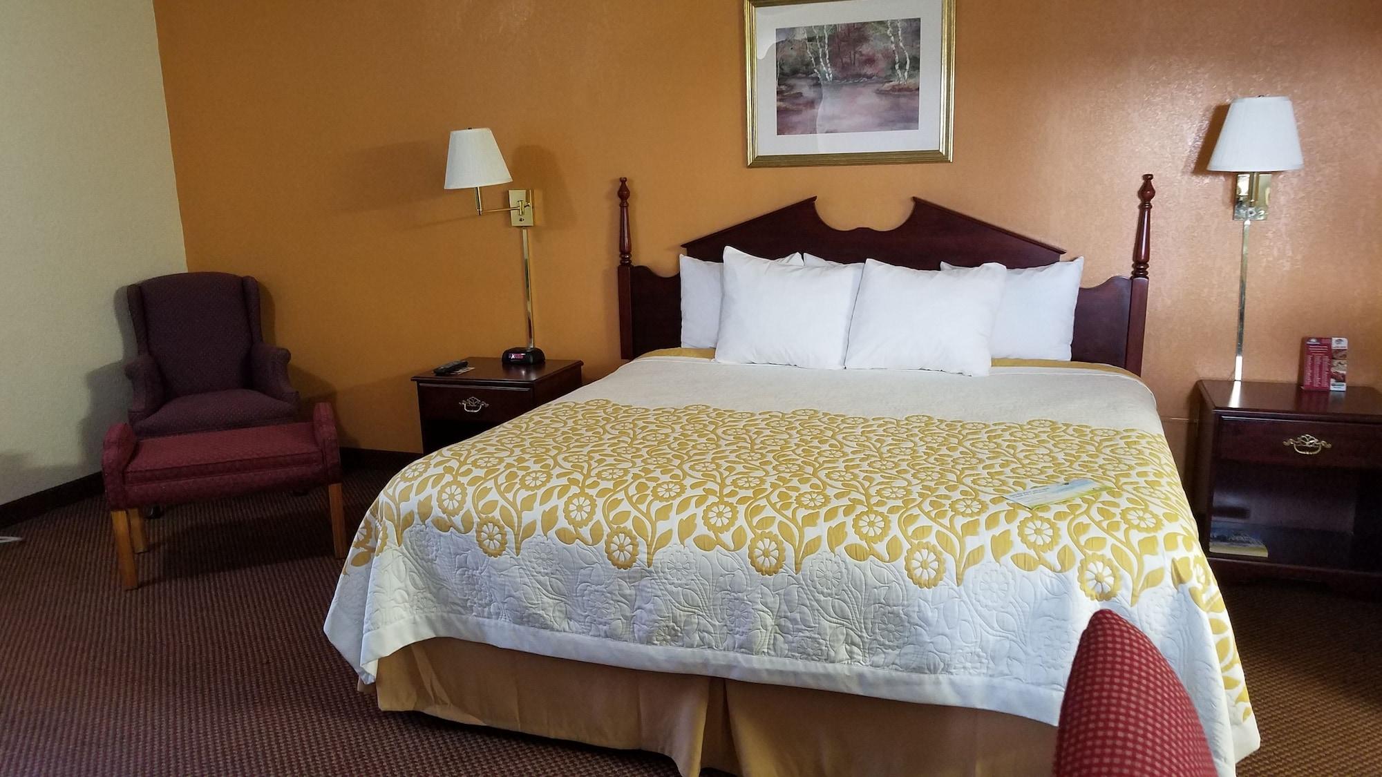 Days Inn By Wyndham Amherst Kültér fotó