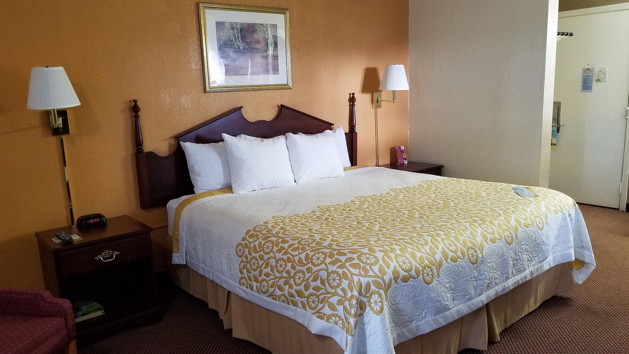 Days Inn By Wyndham Amherst Kültér fotó