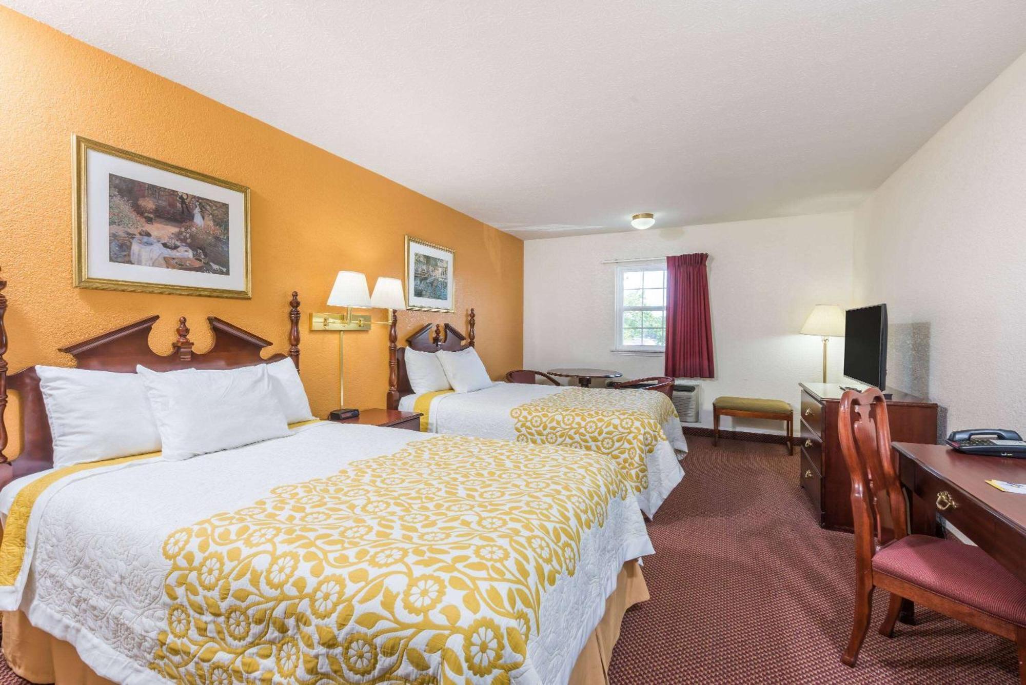 Days Inn By Wyndham Amherst Kültér fotó